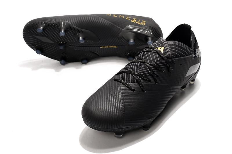 Chuteira Nemeziz 191 Campo–Confortável