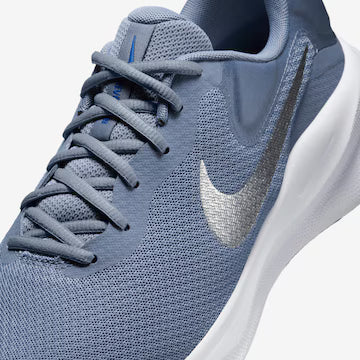 Nike Revolution 7–Confortável