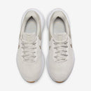 Nike Revolution 7–Elegante