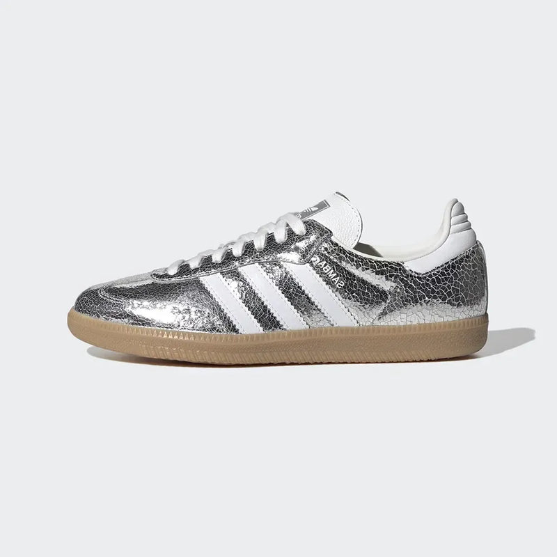 SAMBA OG Silver Metallic Cracked Leather–Confortável