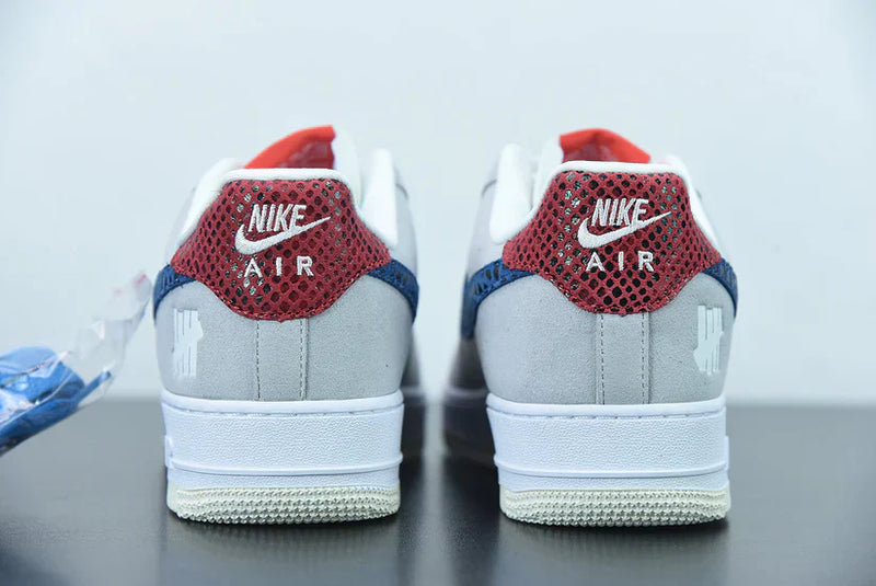Nike Air Force 1 Low SP Undefeated 5 On It Dunk vs AF1–Clássico