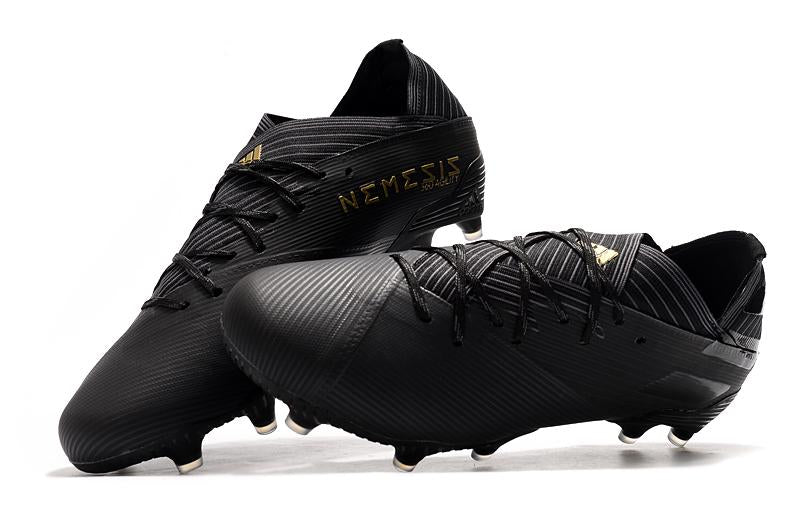 Chuteira Nemeziz 191 Campo–Confortável