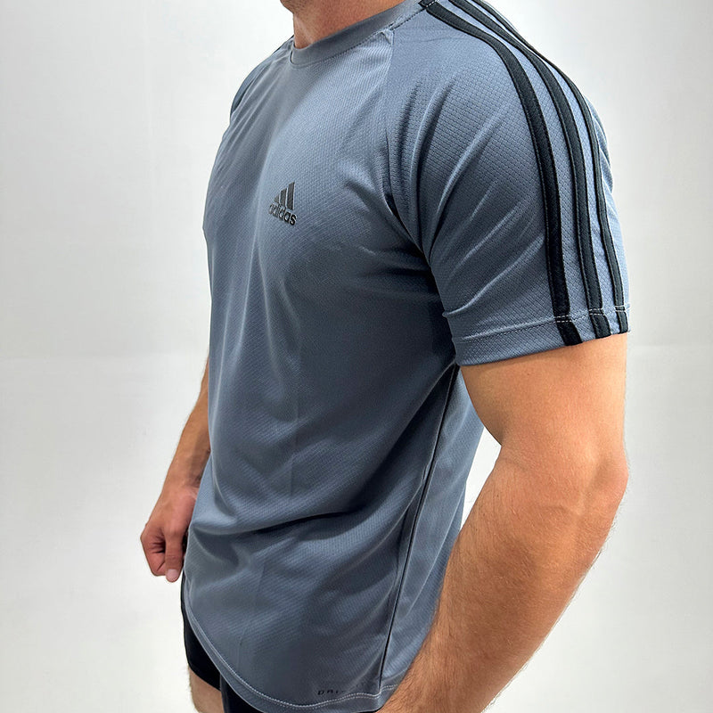Camiseta Dry Fit III Listras Ombro–Elegante