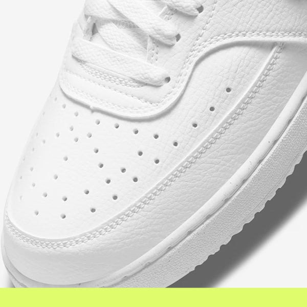 Court Vision–Confortável