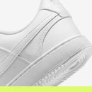 Court Vision–Confortável