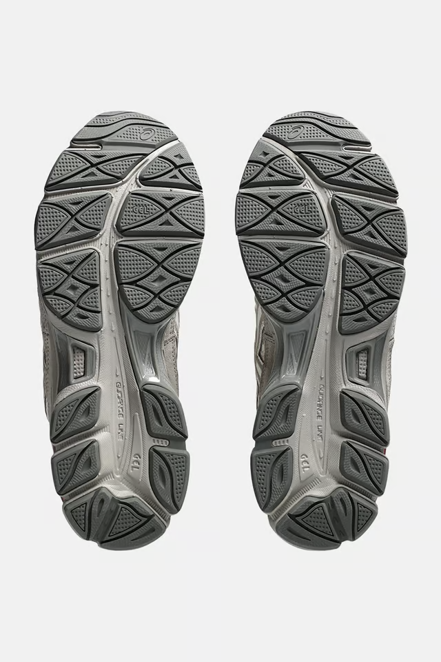 GEL-NYC - - Cinza com–Vermelho Vibrante