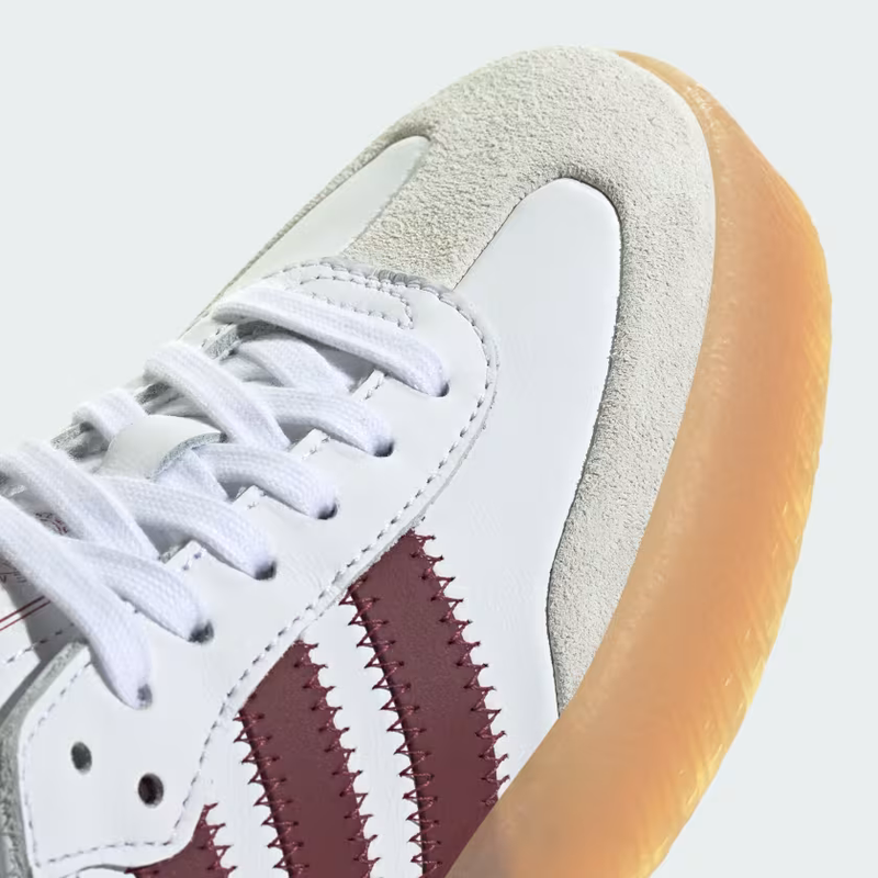 SAMBAE BRANCO COM VERMELHO–Vermelho Vibrante