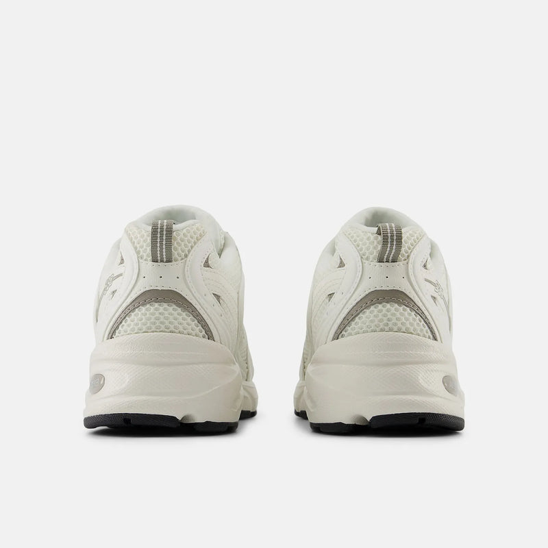 530 Unisex Branco e–Verde Nature