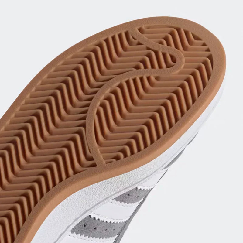 Campus 00s Grey Three–Confortável