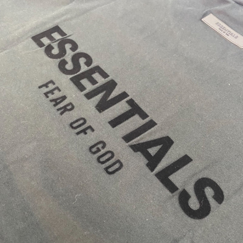Camiseta Fear Of God Essentials Stretch Limo SS22–Confortável