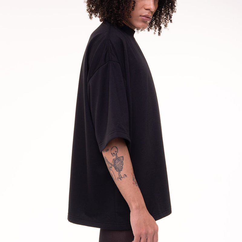 Camiseta Individu Oversized Black–Elegante