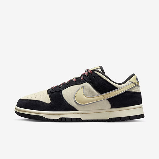 Dunk Low Black Suede–Elegante