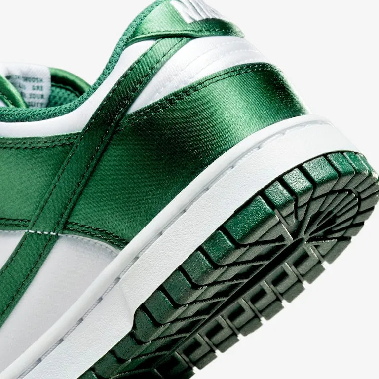 Dunk Low Satin Green–Confortável