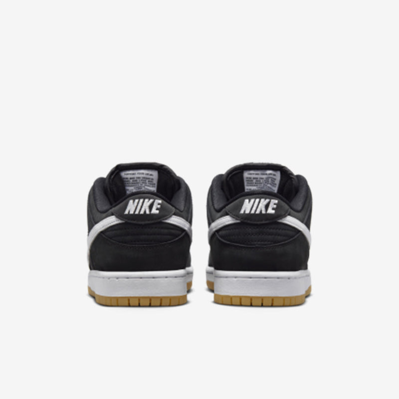SB Dunk Low Black Gum–Clássico