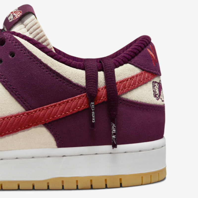 SB Dunk Low Skate Like a Girl–Clássico