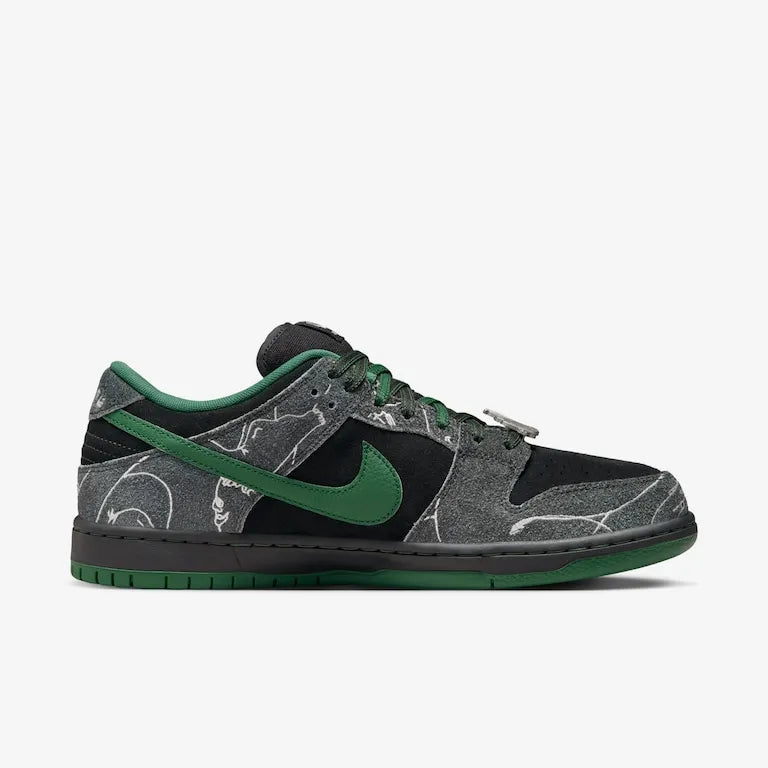 There Skateboards x SB Dunk Low Anthracite and Gorge Green–Confortável