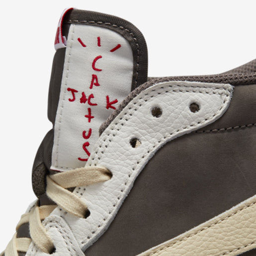 Travis Scott x Air Jordan 1 Low Reverse Mocha–Exclusivo