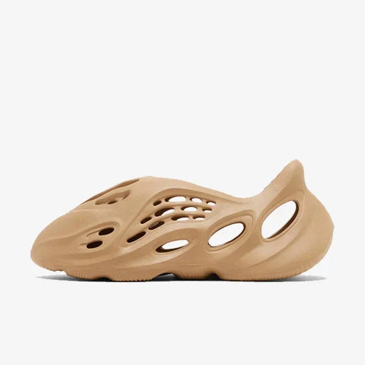 Yeezy Foam Runner Clay Taupe–Confortável