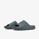 Yeezy Slide Slate Grey–Clássico